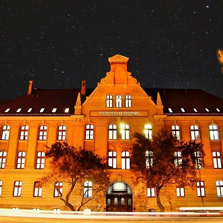 Younior-hotel
