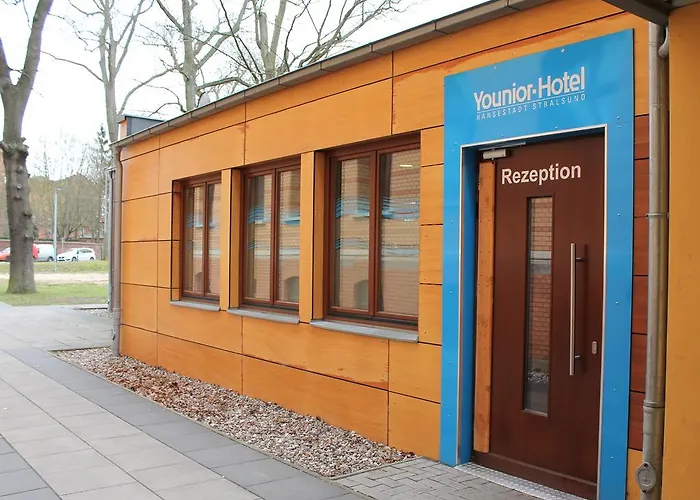 Younior-hotel Hostel
